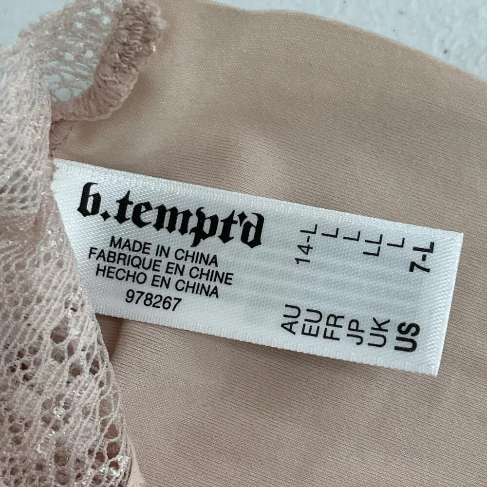 b.tempt'd by Wacoal Panties Womens Large US 7 2 Pack Nude Hipster B.Bare Lace‎